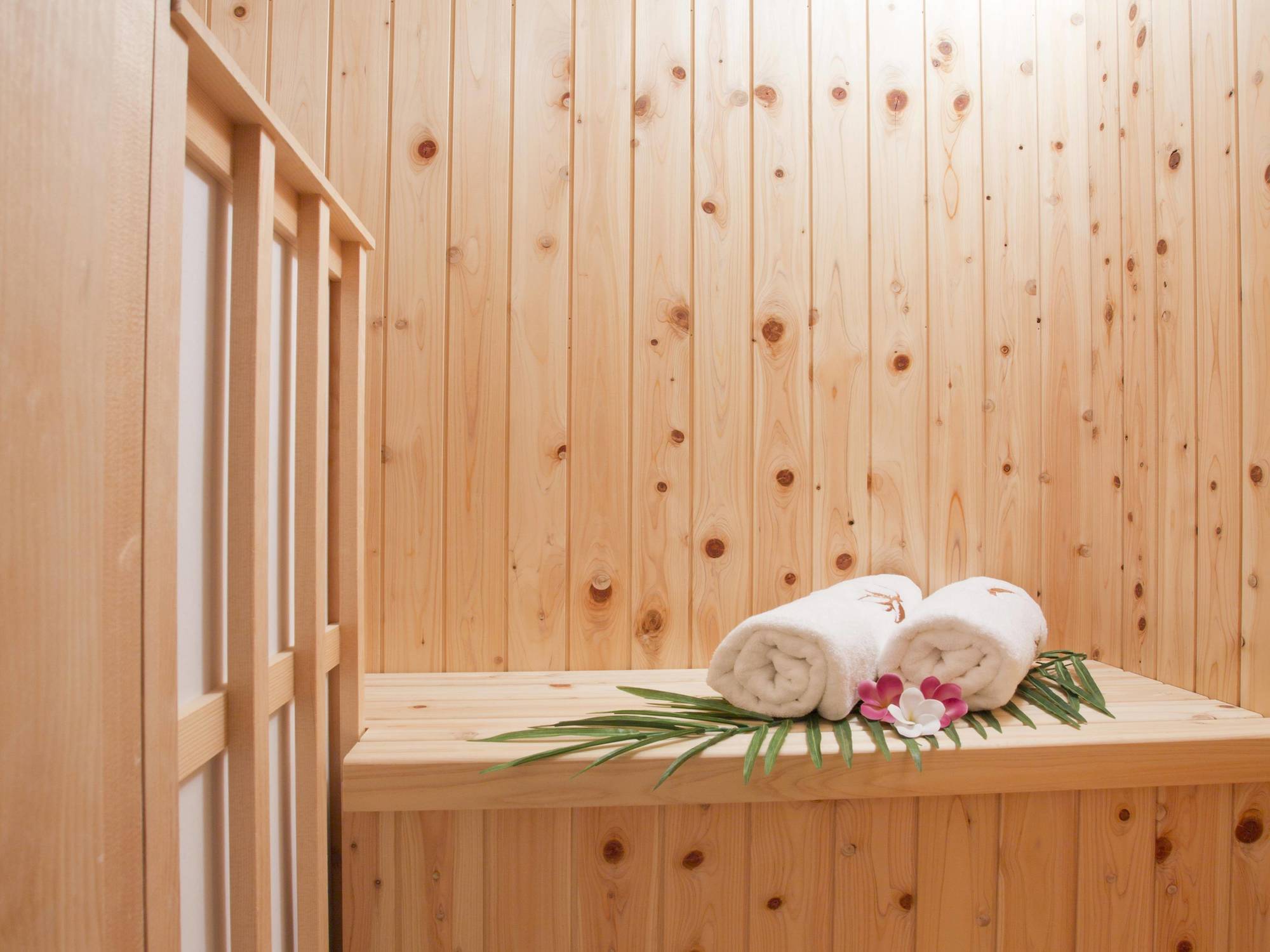 Hotel And Spa Lotus Modern (Adults Only) Киото Екстериор снимка