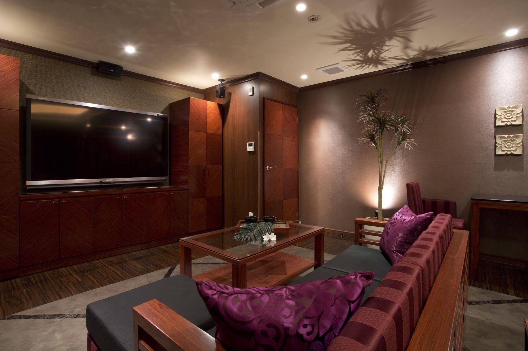 Hotel And Spa Lotus Modern (Adults Only) Киото Екстериор снимка