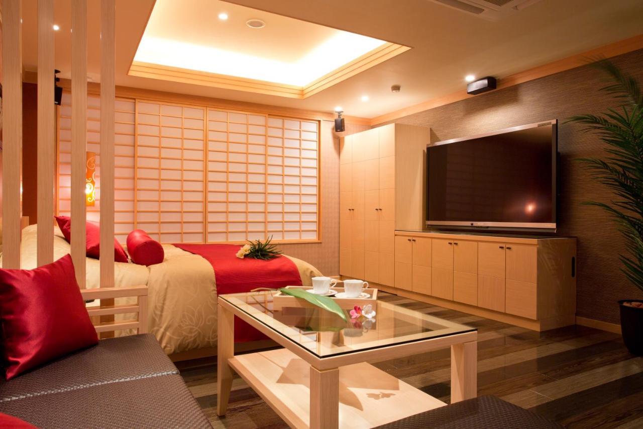Hotel And Spa Lotus Modern (Adults Only) Киото Екстериор снимка