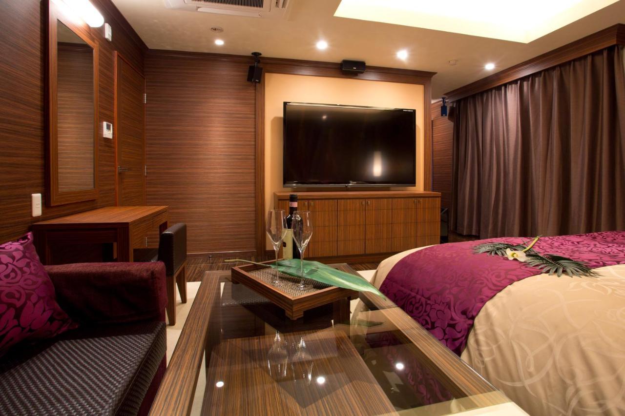 Hotel And Spa Lotus Modern (Adults Only) Киото Екстериор снимка